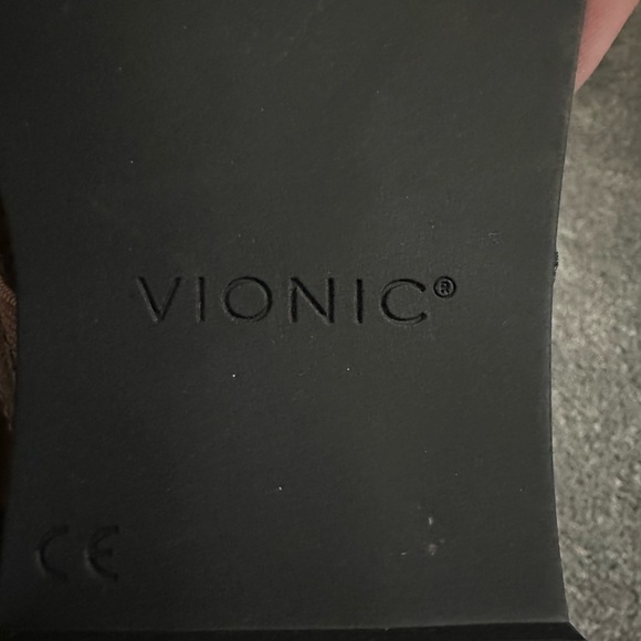 Vionic Women's Multicolor Snakeskin Sandals - Picture 3 of 4